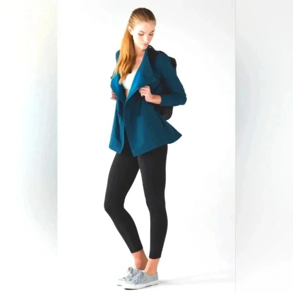 🍋Lululemon Coast Wrap ll- Size 4 - EUC🦄 - Picture 6 of 12